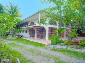Star Cove Bed And Breakfast by OYO Rooms