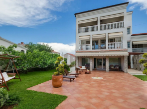 Apartments Sinisa