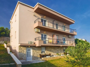 Beautiful Home in Mali Rat With Wifi and 0 Bedrooms