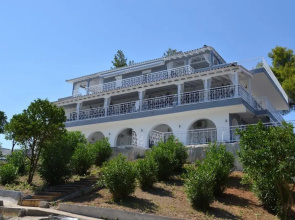 Aelia Sea View Studios
