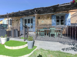 Child-friendly Holiday Home With Many Facilities in Aix-en Provence