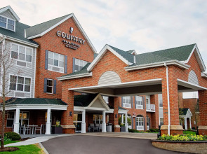 Country Inn & Suites by Radisson, Milwaukee West (Brookfield), WI