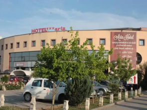 Hotel Arta