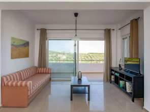 Hillside Seaview Apartment