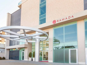 Ramada by Wyndham Macae Hotel Suites