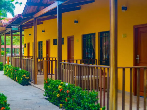 Hotel Senderos del Mar - Hostel