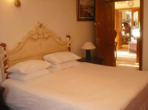 Castle Lodge B&B