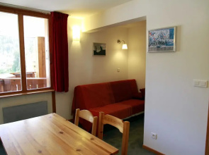Lou Services Apartment THB67 LSI 001