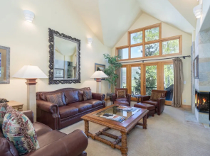 Aspen Ridge 27 3 Bedroom Townhouse by Alpine Lodging Telluride