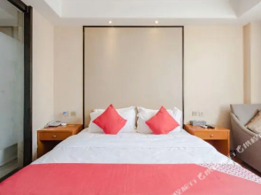 Longgang Business Hotel