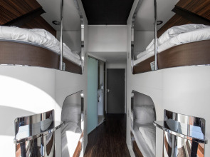 Steel House Copenhagen - Hostel