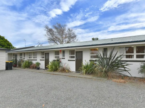 Wayside Motel