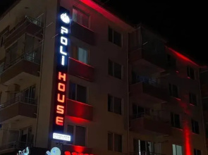 Poli House