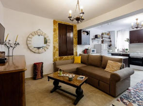 Mamis Mansion, By ThinkVilla