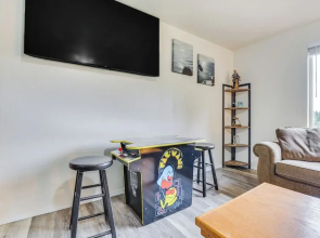 Olympic Peninsula Vacation Rental: 1 Mi to Water