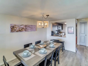 St Helena Island Vacation Rental: Walk to Beach!