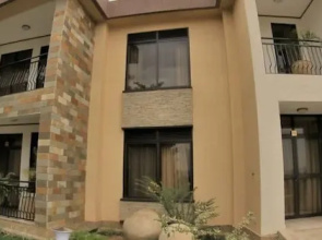 Nandi Residence