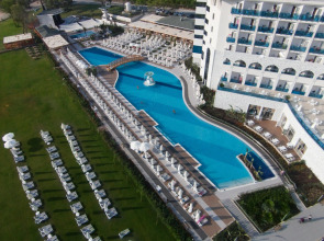 Water Side Resort & Spa