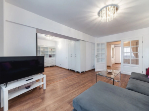 Stunning 2-bed/2 Bath Apartment in Bucuresti