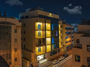 Raha Hotel