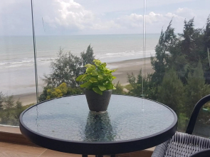 Timurbay studio apartment facing beautiful beach