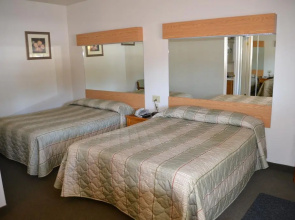 Calabogie Motor Inn