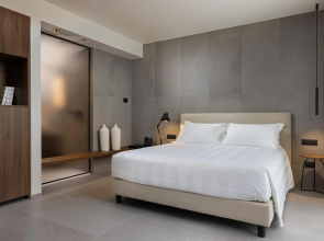 B21 Lifestyle Hotel