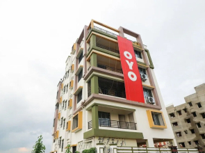 OYO 49454 Alankar Guesthouse