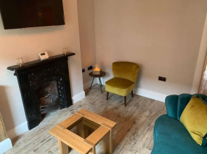 Ebor Cosy Homli Parking Wifi Smart