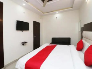Oyo 29028 Hotel Rajpushp