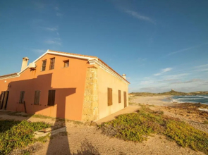 Caretta House
