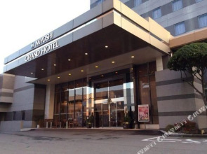 Miyoshi Grand Hotel
