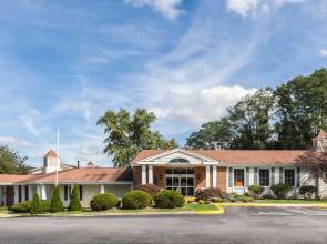 Quality Inn & Suites Conference Center