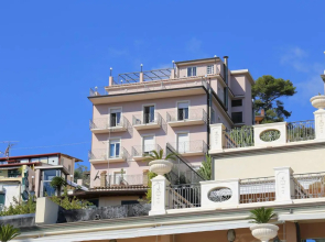 Baia Azzurra Hotel