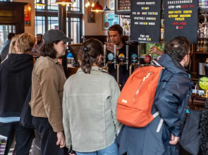 Publove The Rose & Crown