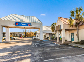 Motel 6 Florence, SC