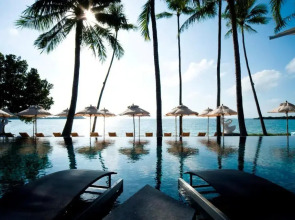 Sareeraya Villas & Suites