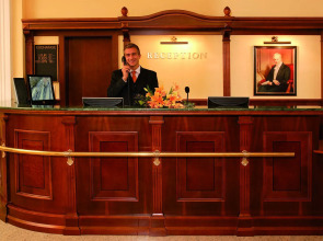 Humboldt Park Hotel And Spa