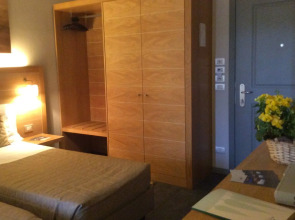 Meridiana Country Hotel