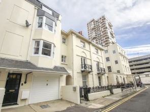 Brighton Townhouse