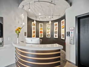 The 333 Suites 202 Stay for 6
