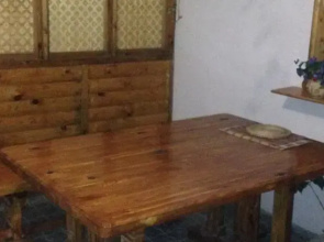 Liana Guest House