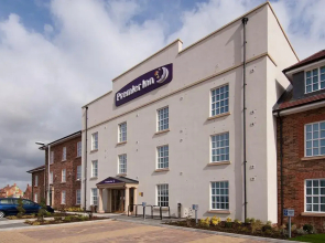 Premier Inn Bedford South - A421