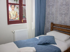 Отель Check Point