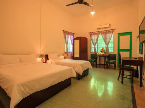 DeVilla Limbongan Boutique Homestay