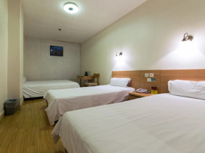 Rezen Meta Tree Hotel (City Center & The Bund, Shanghai)