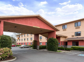 Super 8 by Wyndham Corvallis