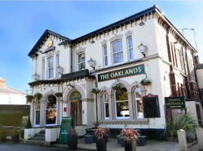 Oaklands Hotel By Greene King Inns
