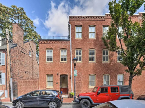 Classic Fells Point Condo on Broadway Square!