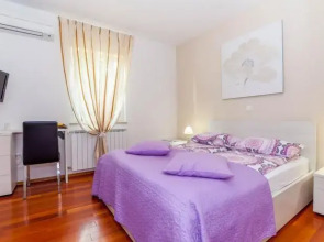 Apartments and Rooms Dumanic